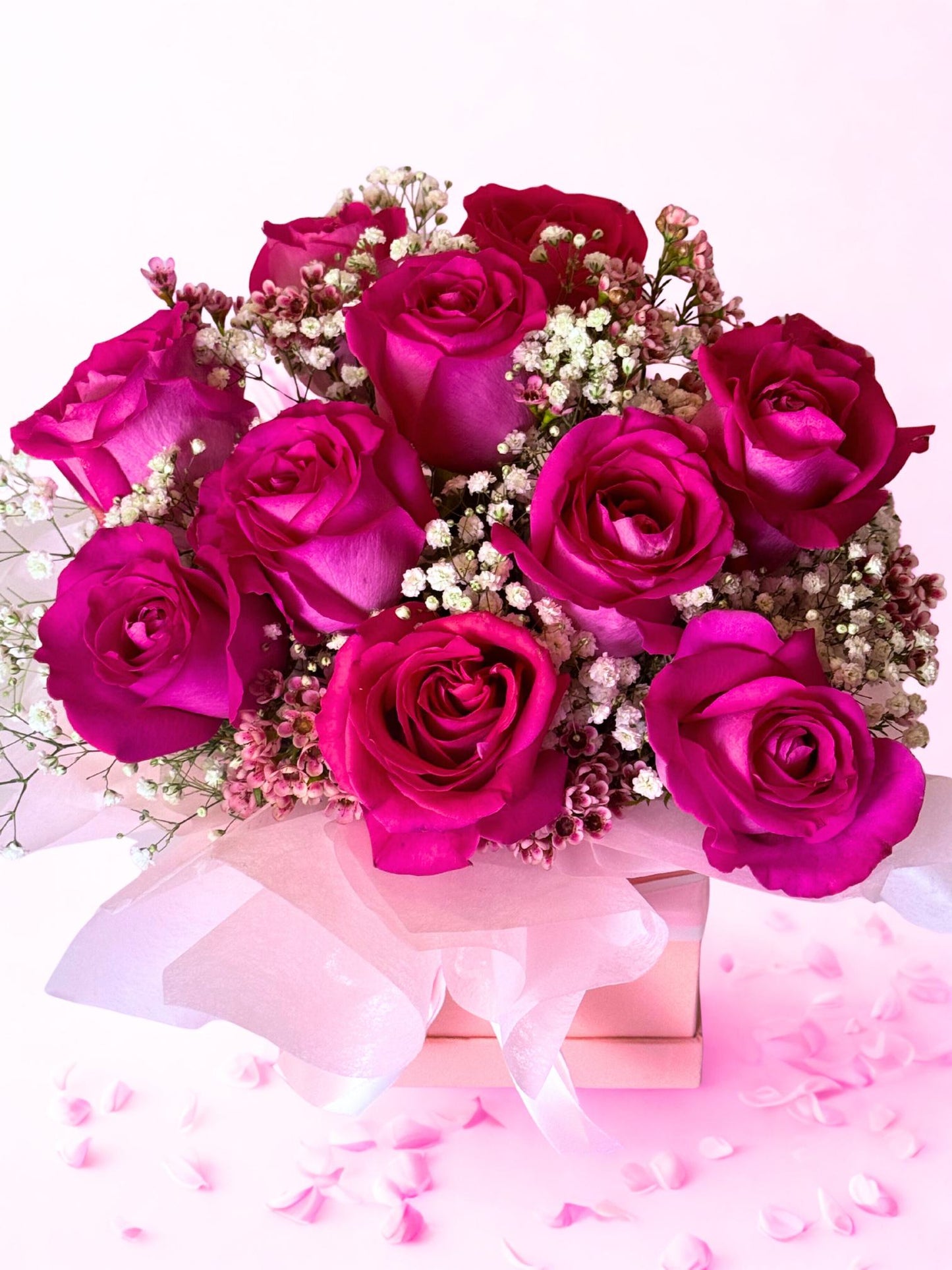 "Kiss Me" Fuchsia Pink Dozen Roses